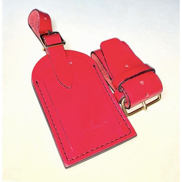 Louis Vuitton Red Bag Tag Gold-tone Accent Black Stitching w/ Strap Poignet - Picture 3 of 10